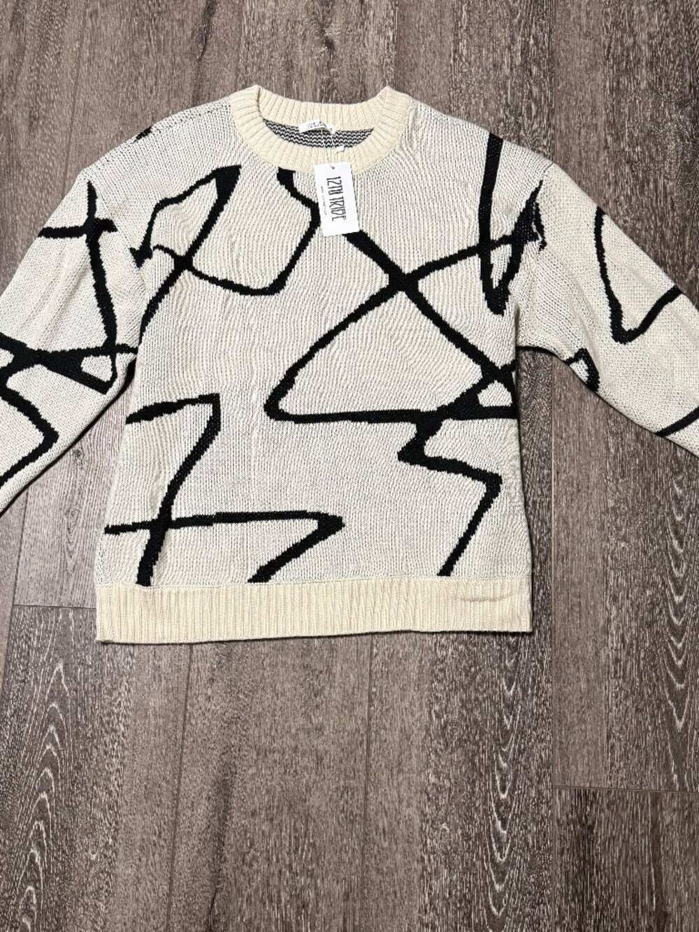 12th Tribe Lets Adventure Women Off White Black Pullover Sweater M Oversized NWT